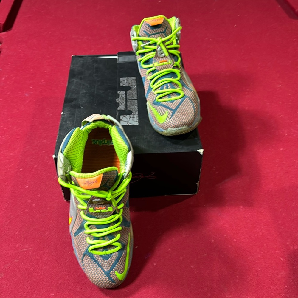 LeBron trillion dollar man